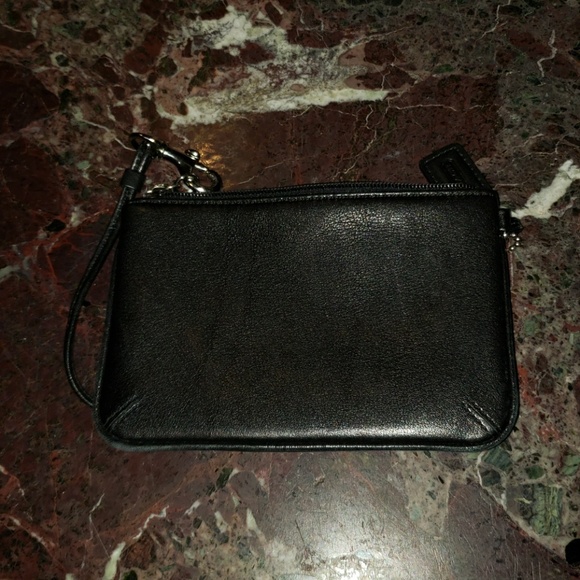 Coach leather wristlet - Picture 3 of 4